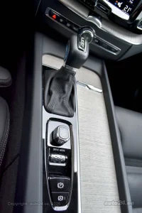 Volvo XC60 AWD H&K LUXURY INSCRIPTION INTELLI SAFE MY2019 2 140kW thumbnail