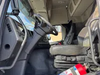 Volvo FM 6X2*4 + RETARDER + CARRIER SUPRA 1250 375kW thumbnail