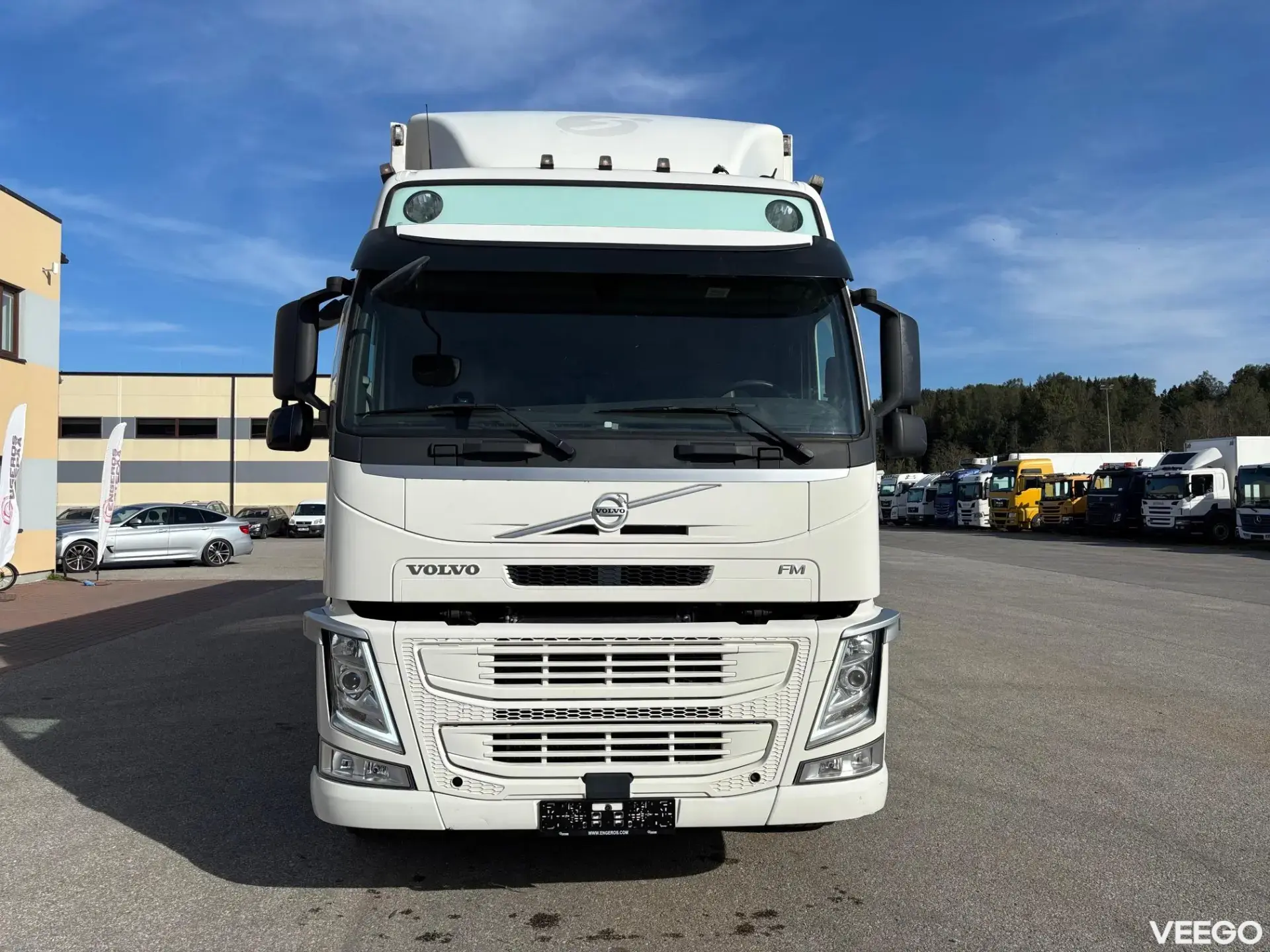 Volvo FM 6X2*4 + RETARDER + CARRIER SUPRA 1250 375kW