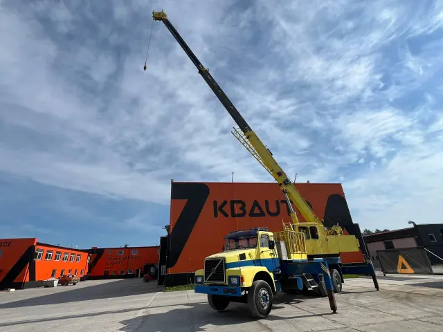 Image of Volvo N 10 BJÖRNKRANAR C 1601 / 20 TON / BOOM 26,2 + JIB 234kW