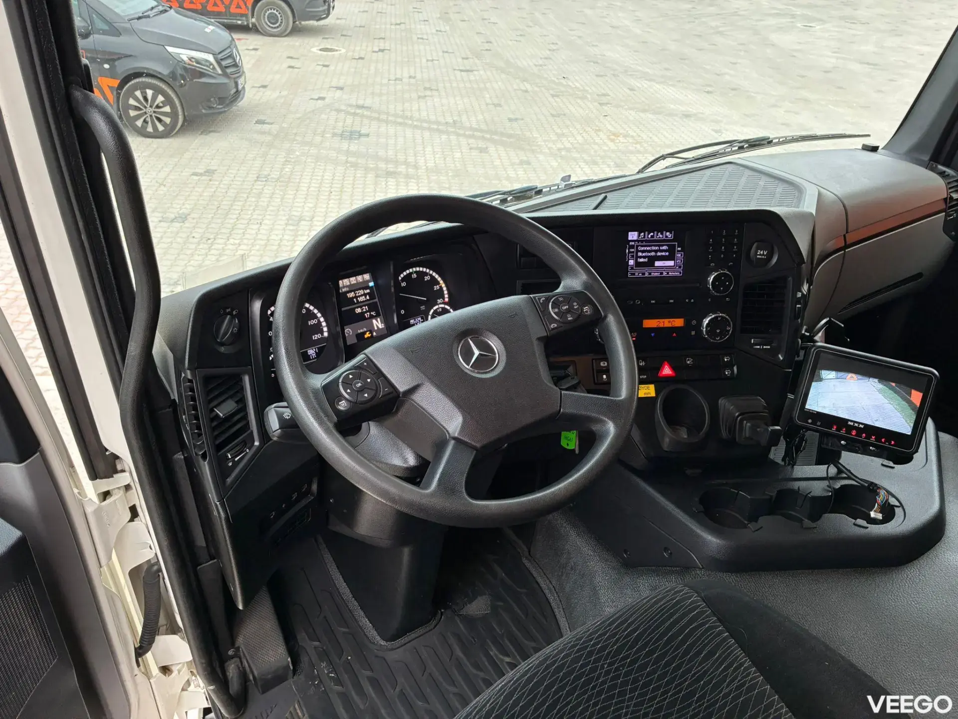 Mercedes-Benz Antos CARRIER SUPRA 1250 Mt / BOX L=8674 mm 260kW