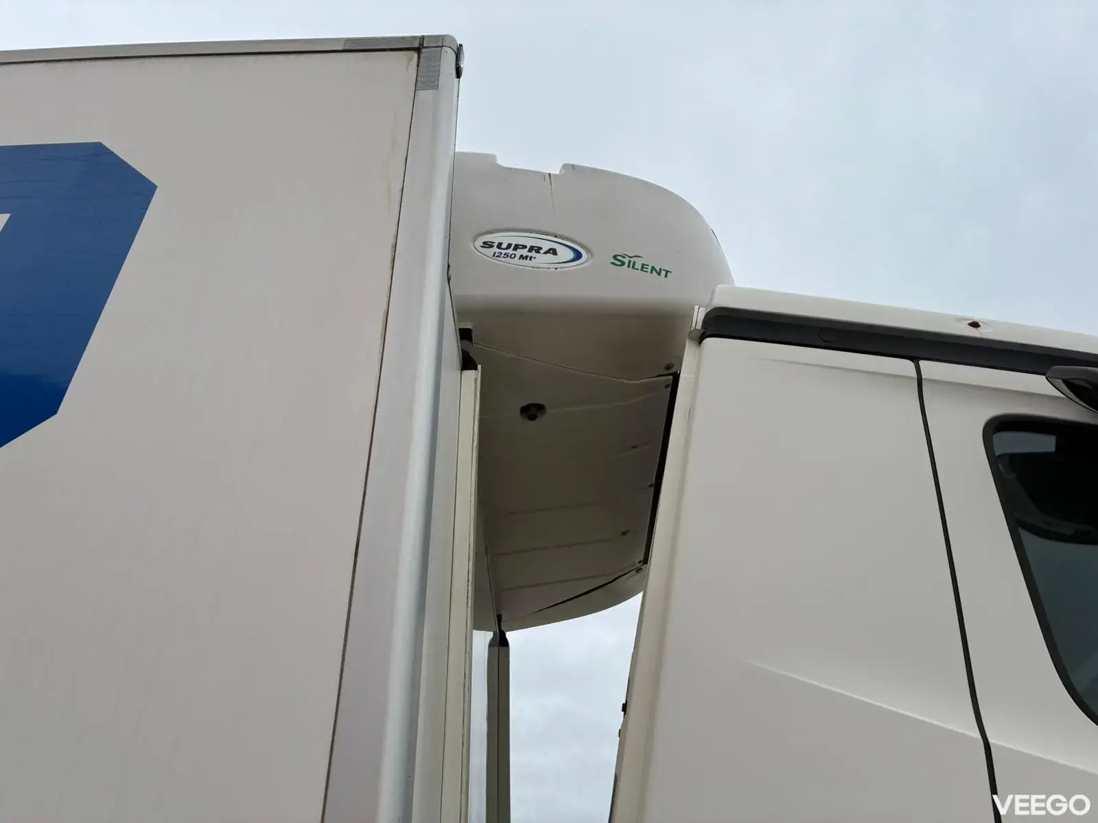 Mercedes-Benz Antos CARRIER SUPRA 1250 Mt / BOX L=8674 mm 260kW