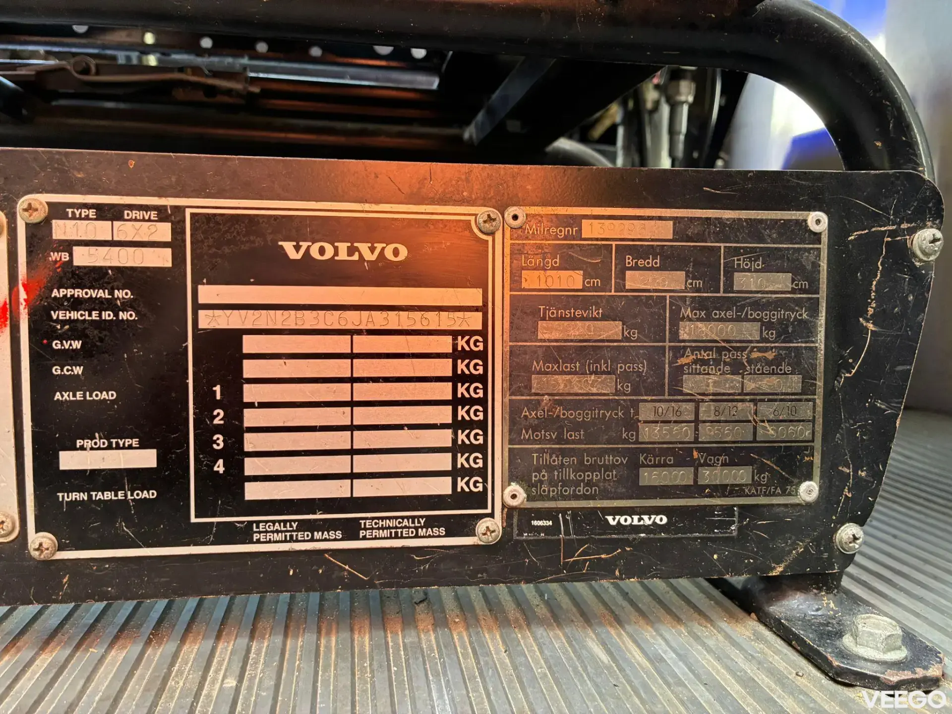 Volvo N 10 BJÖRNKRANAR C 1601 / 20 TON / BOOM 26,2 + JIB 234kW