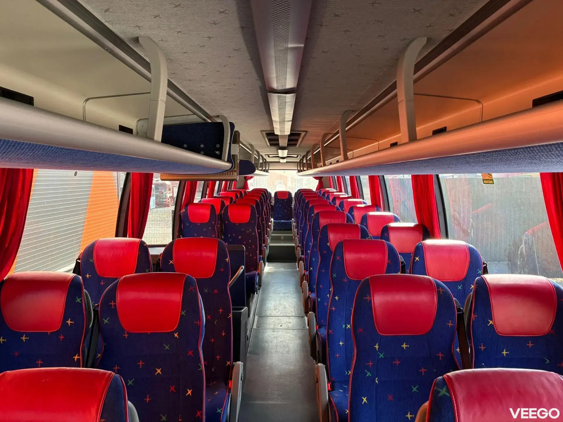 Volvo B8R 9700 H 61+1 SEATS / AC / AUXILIARY HEATER / WC 240kW
