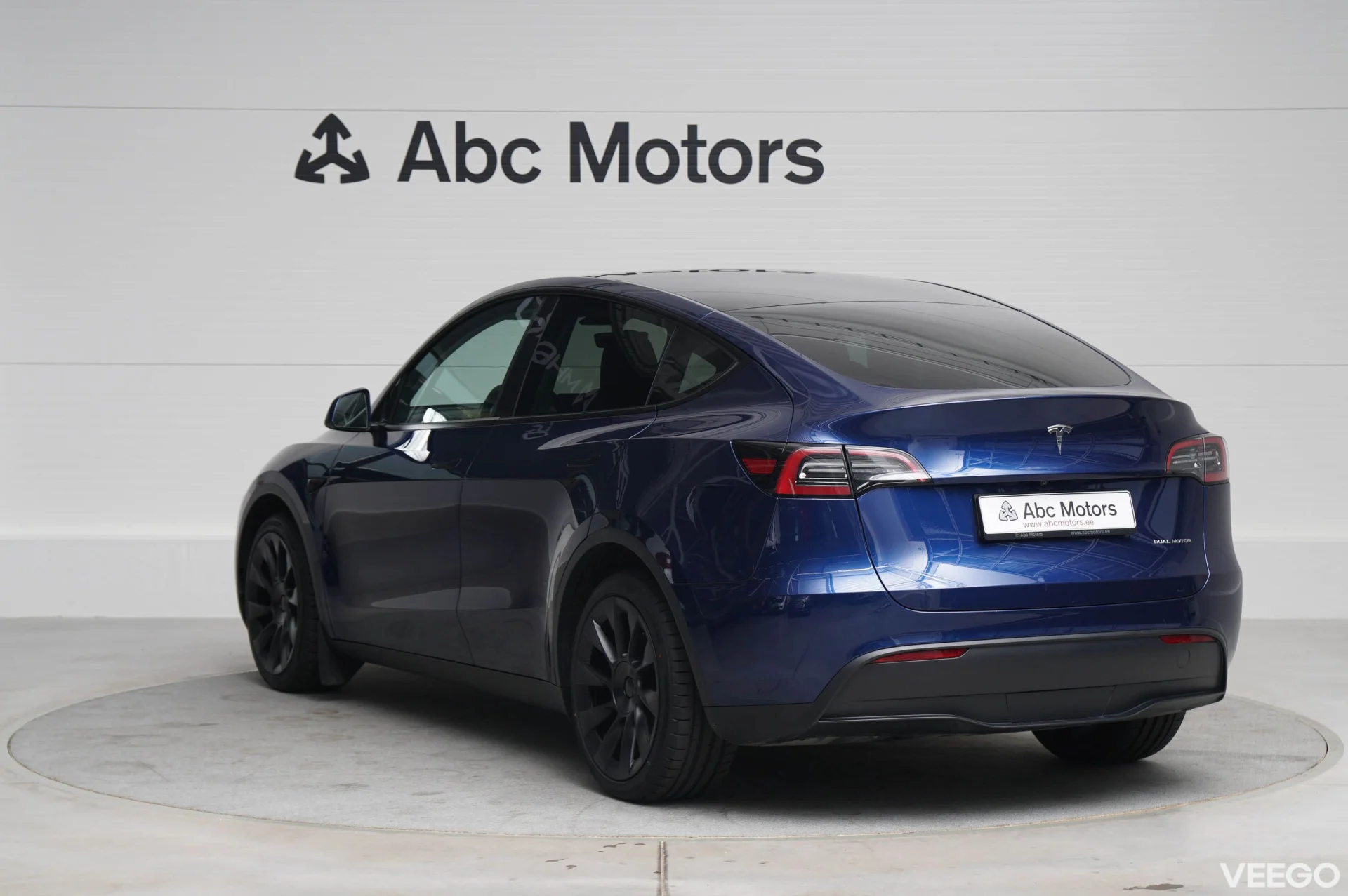 Tesla Model Y LONG RANGE DUAL MOTOR AWD 378kW