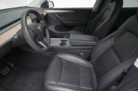 Tesla Model Y LONG RANGE DUAL MOTOR AWD 378kW thumbnail