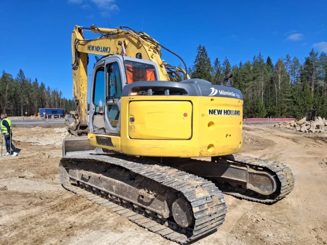 Image of New Holland E235BSR-2 kW
