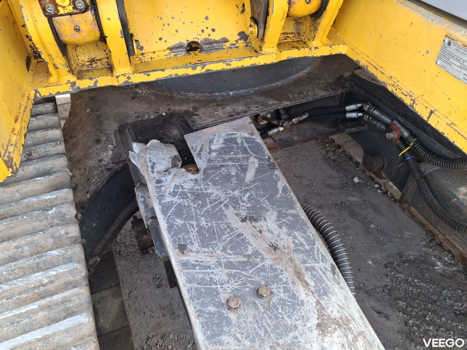 New Holland E135SR kW