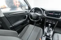 Volkswagen T-Roc 110kW thumbnail