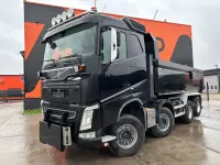 Volvo FH 540 8x4 RETARDER / TANDEM AXLE LIFT / BOX L=5649 mm 405kW thumbnail