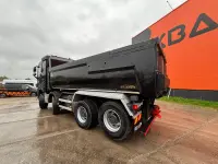 Volvo FH 540 8x4 RETARDER / TANDEM AXLE LIFT / BOX L=5649 mm 405kW thumbnail
