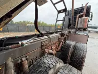 Volvo FH 540 8x4 RETARDER / TANDEM AXLE LIFT / BOX L=5649 mm 405kW thumbnail