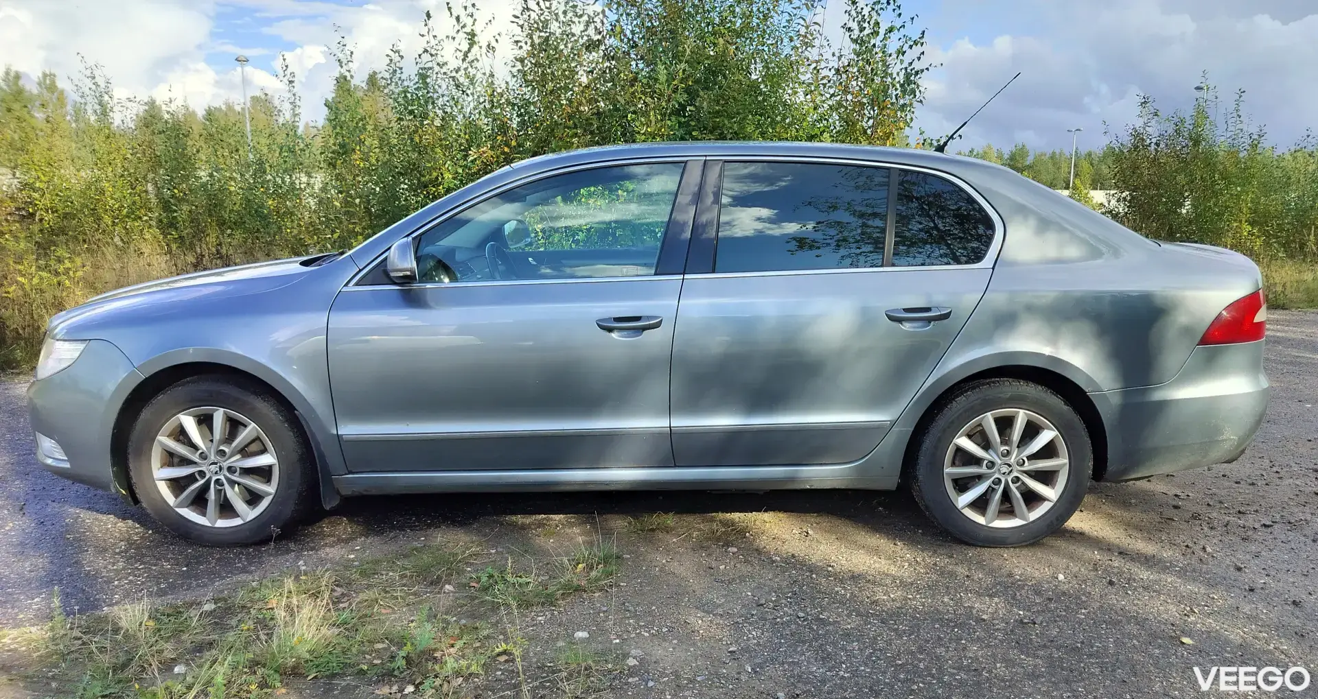 Skoda Superb 2.0 103kW