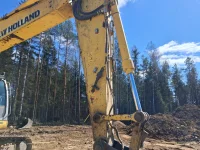 New Holland E235BSR-2 kW