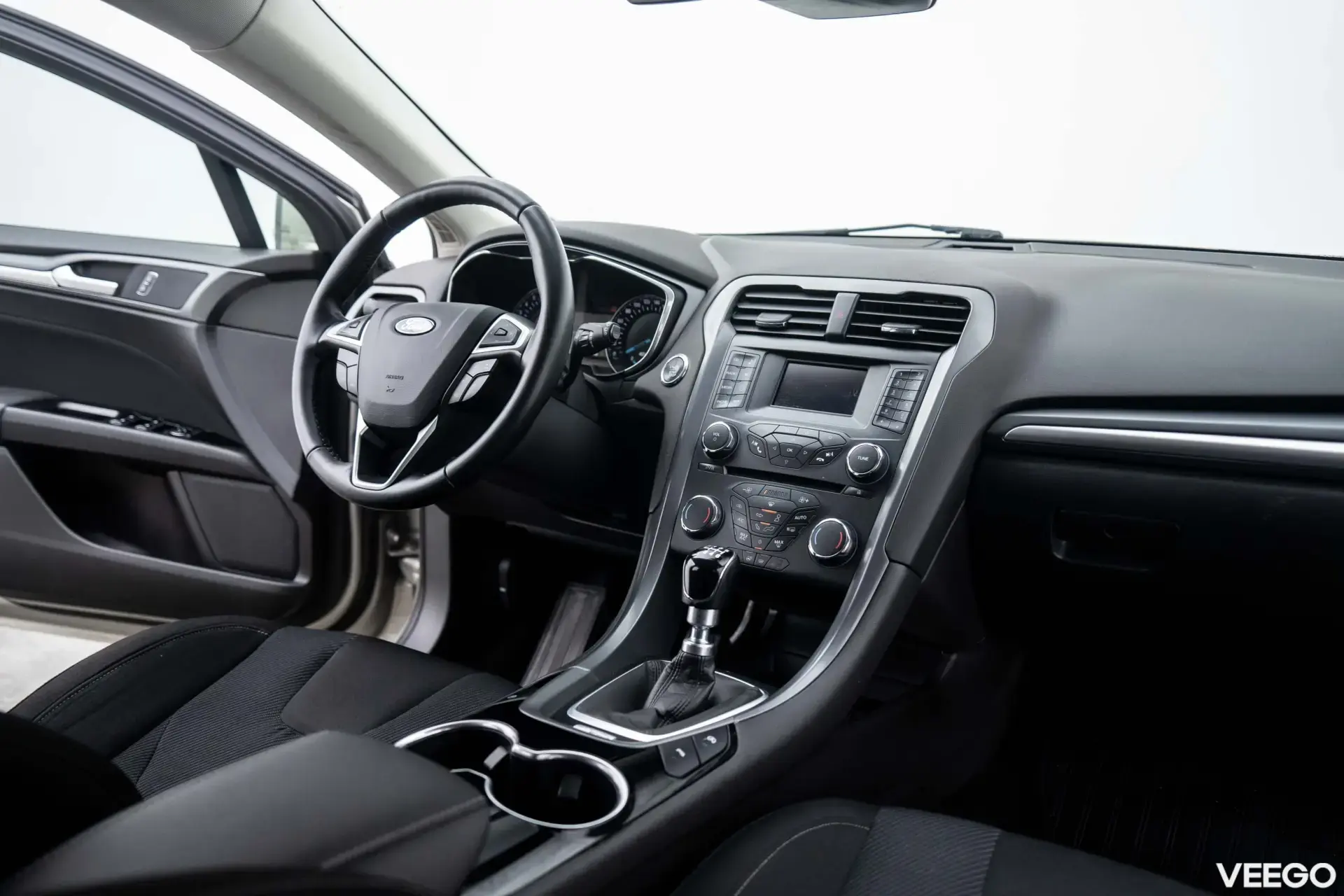 Ford Mondeo 1.5 118kW
