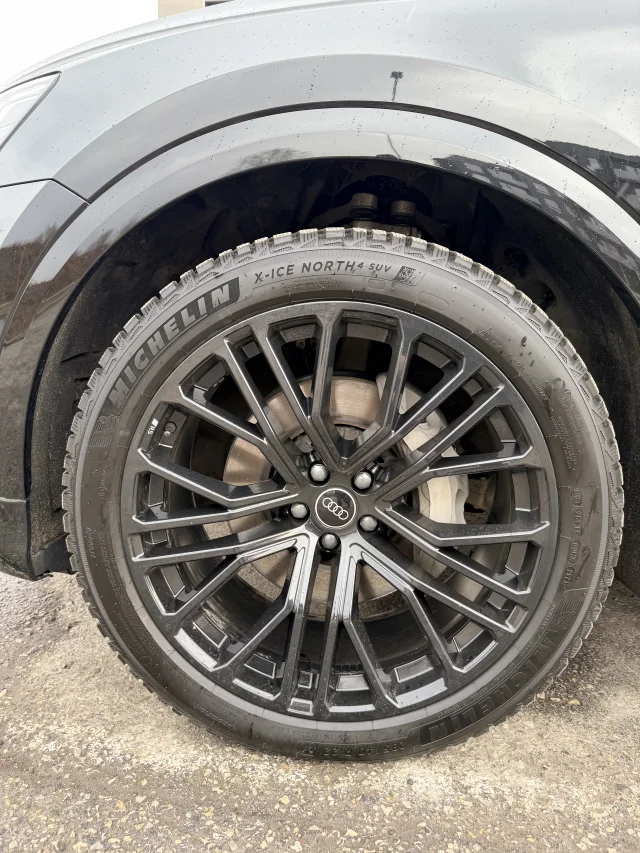 Image of Audi Q8 Black Plus Facelift 3.0 210kW