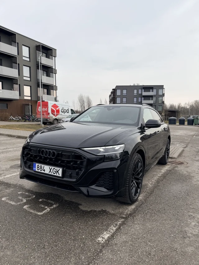 Image of Audi Q8 Black Plus Facelift 3.0 210kW