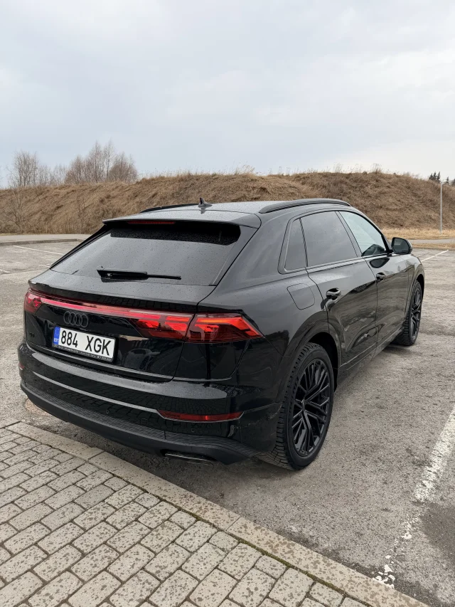 Image of Audi Q8 Black Plus Facelift 3.0 210kW