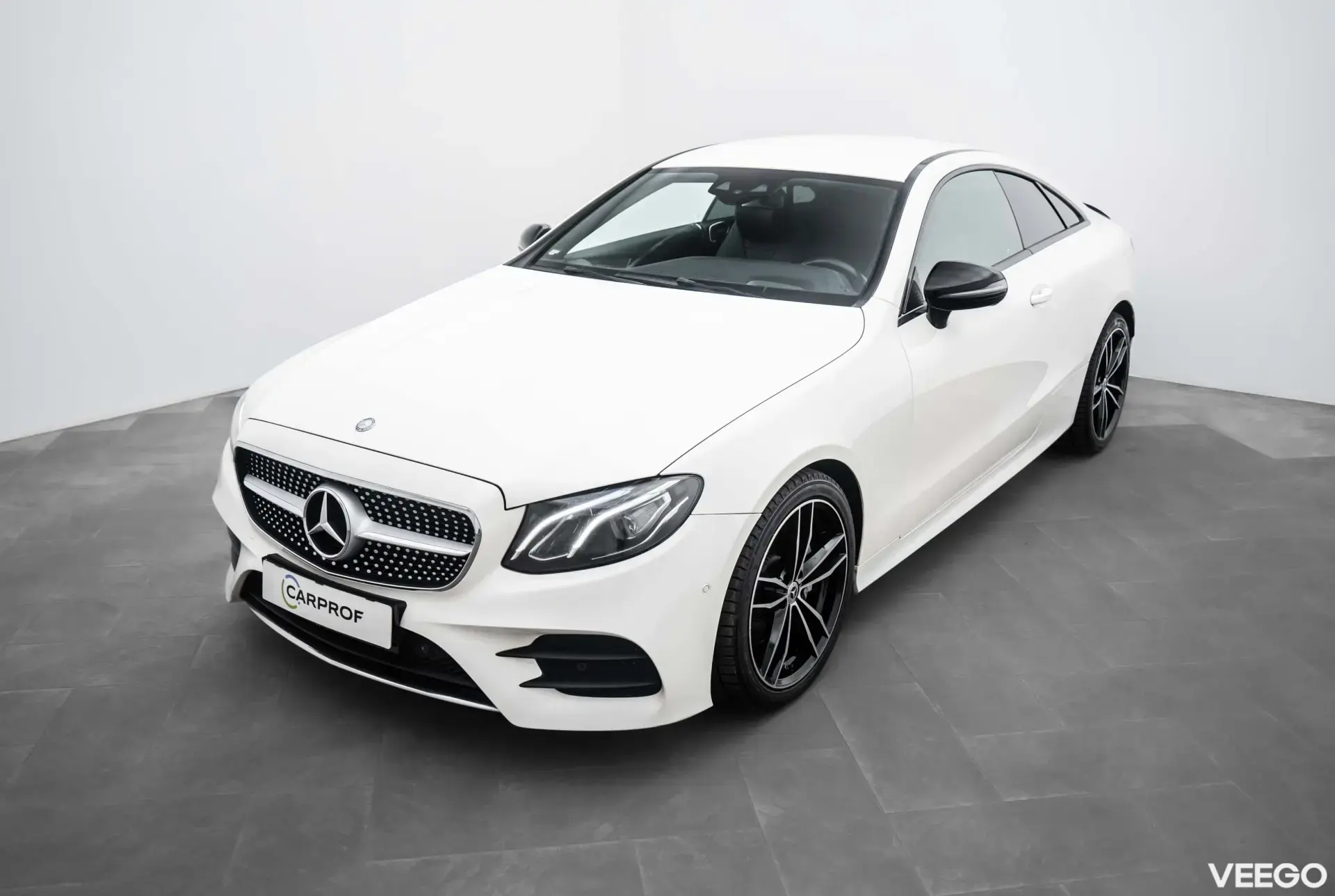 Mercedes-Benz E220 d Coupe AMG 2.0 143kW