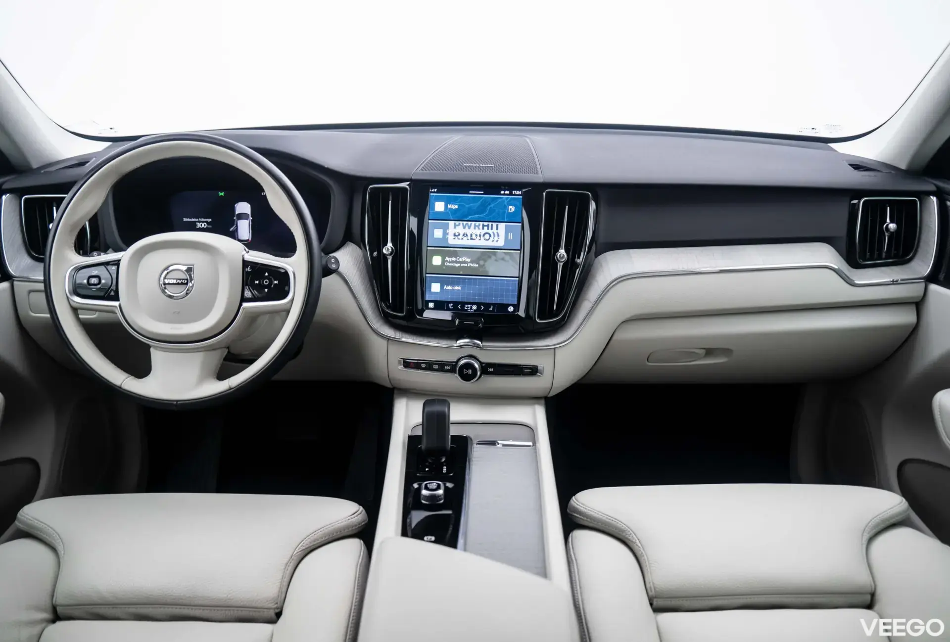 Volvo XC60 Plus Bright AWD 2.0 173kW