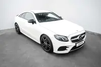 Mercedes-Benz E220 d Coupe AMG 2.0 143kW thumbnail