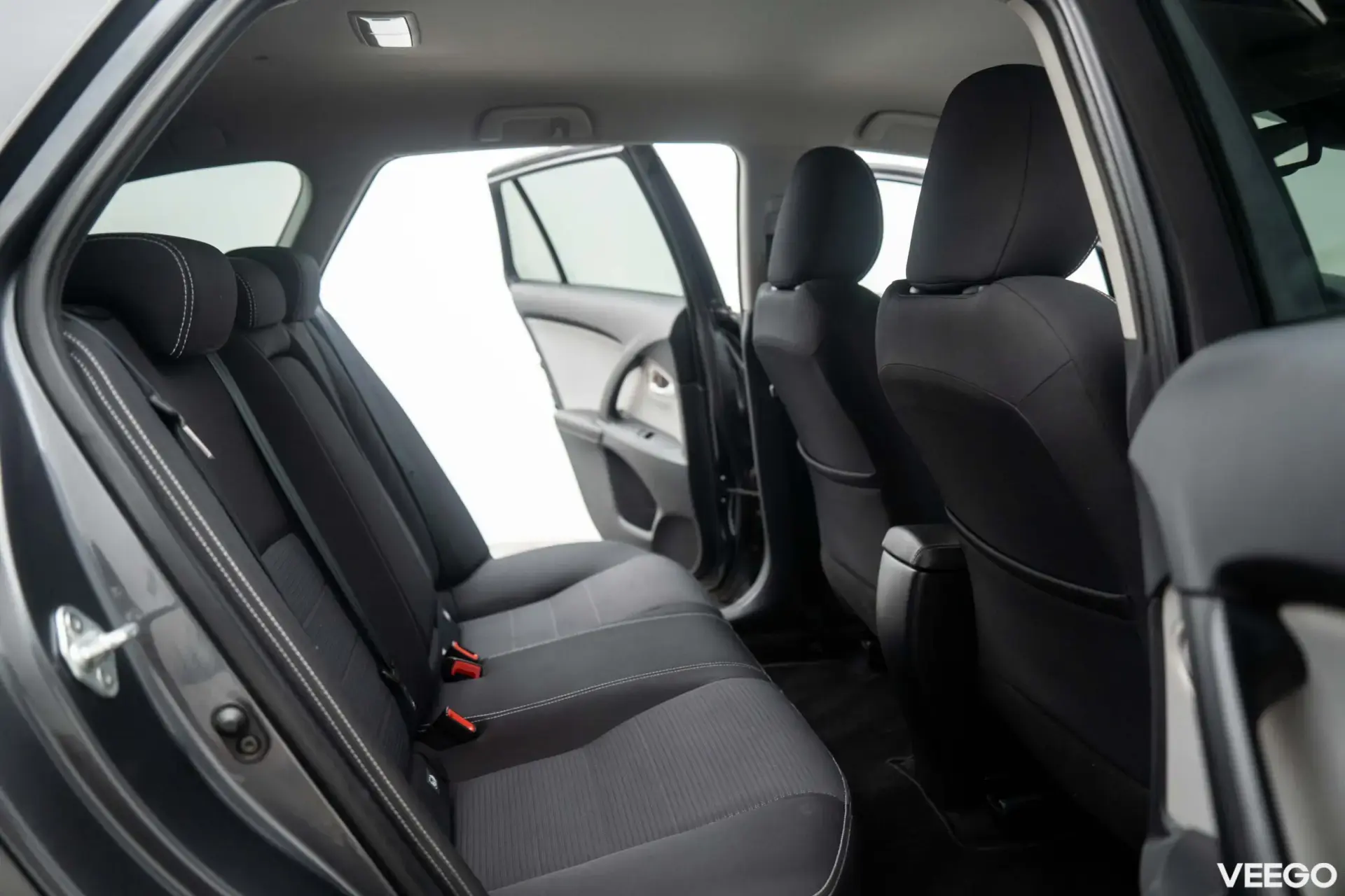 Toyota Avensis Touring Sports 2.0 105kW