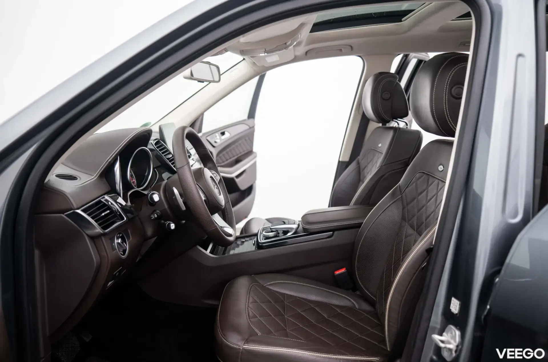 Mercedes-Benz GLS500 4Matic AMG Designo 4.7 335kW