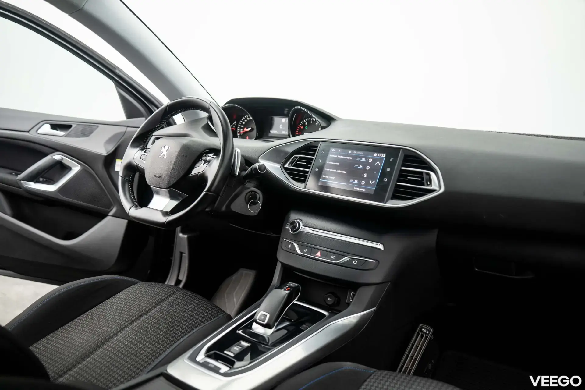 Peugeot 308 SW PureTech 130 1.2 96kW