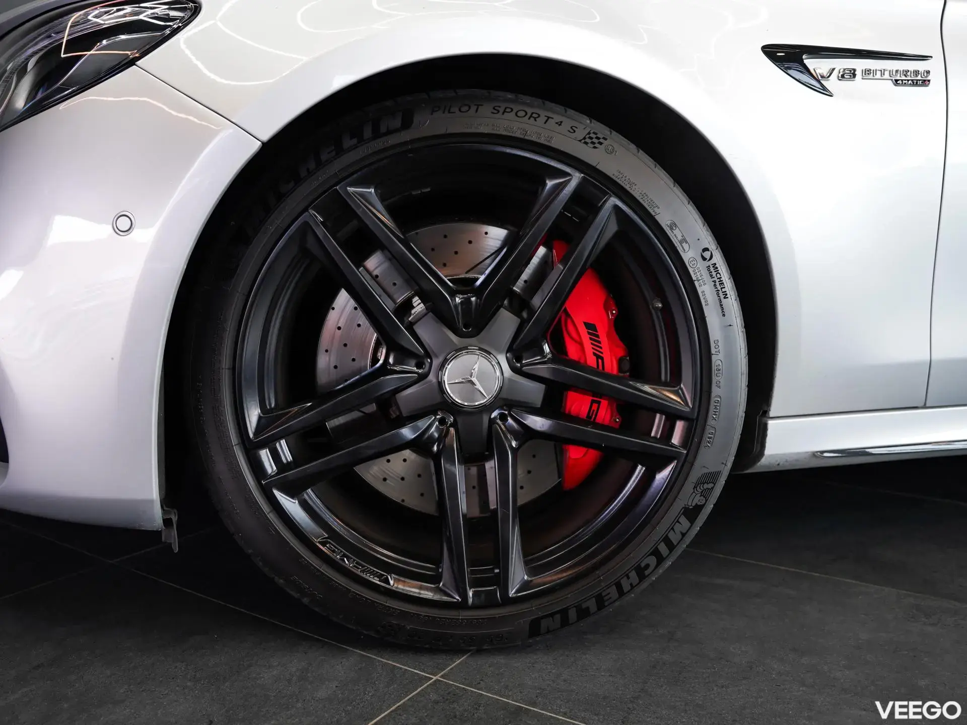 Mercedes-Benz E63 AMG 4.0 450kW