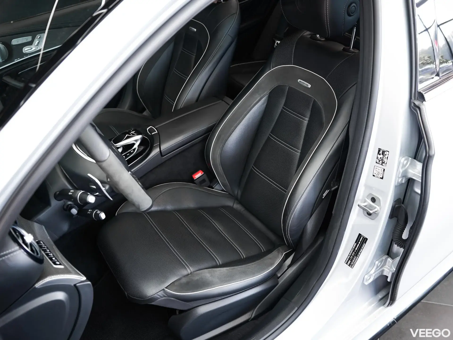 Mercedes-Benz E63 AMG 4.0 450kW