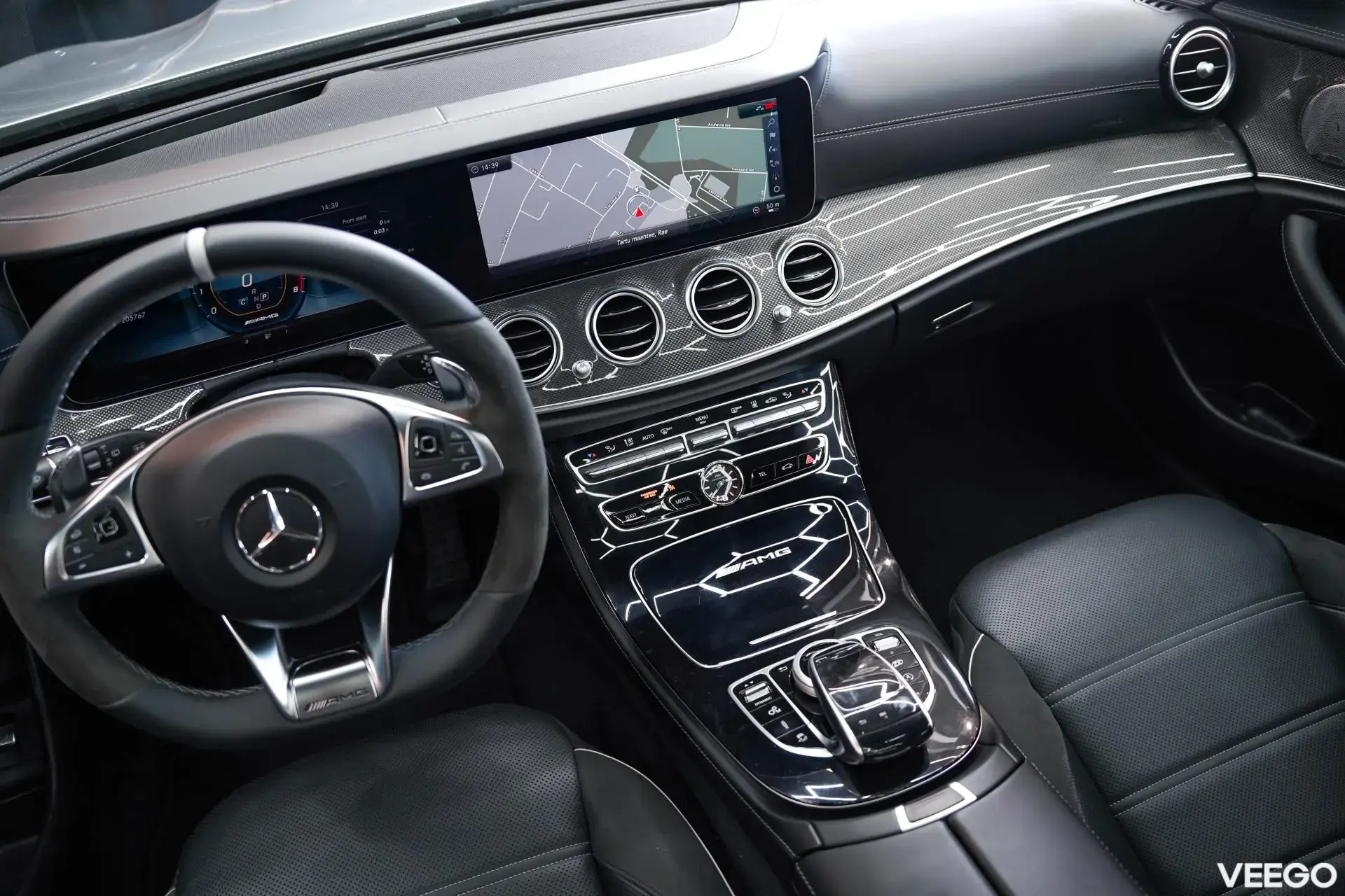 Mercedes-Benz E63 AMG 4.0 450kW
