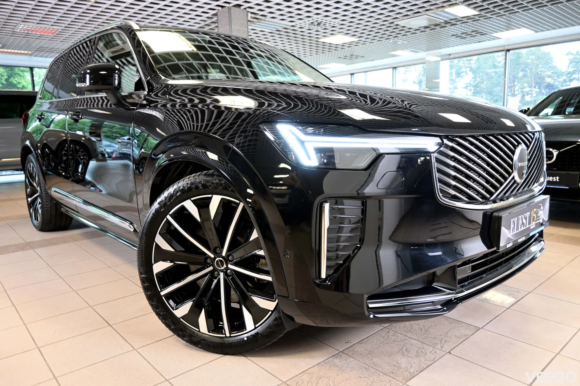 Volvo XC90 AWD 4C B&W LUXURY BRIGHT 7 XENIUM INTELLI SAFE PRO MY26 2 335kW