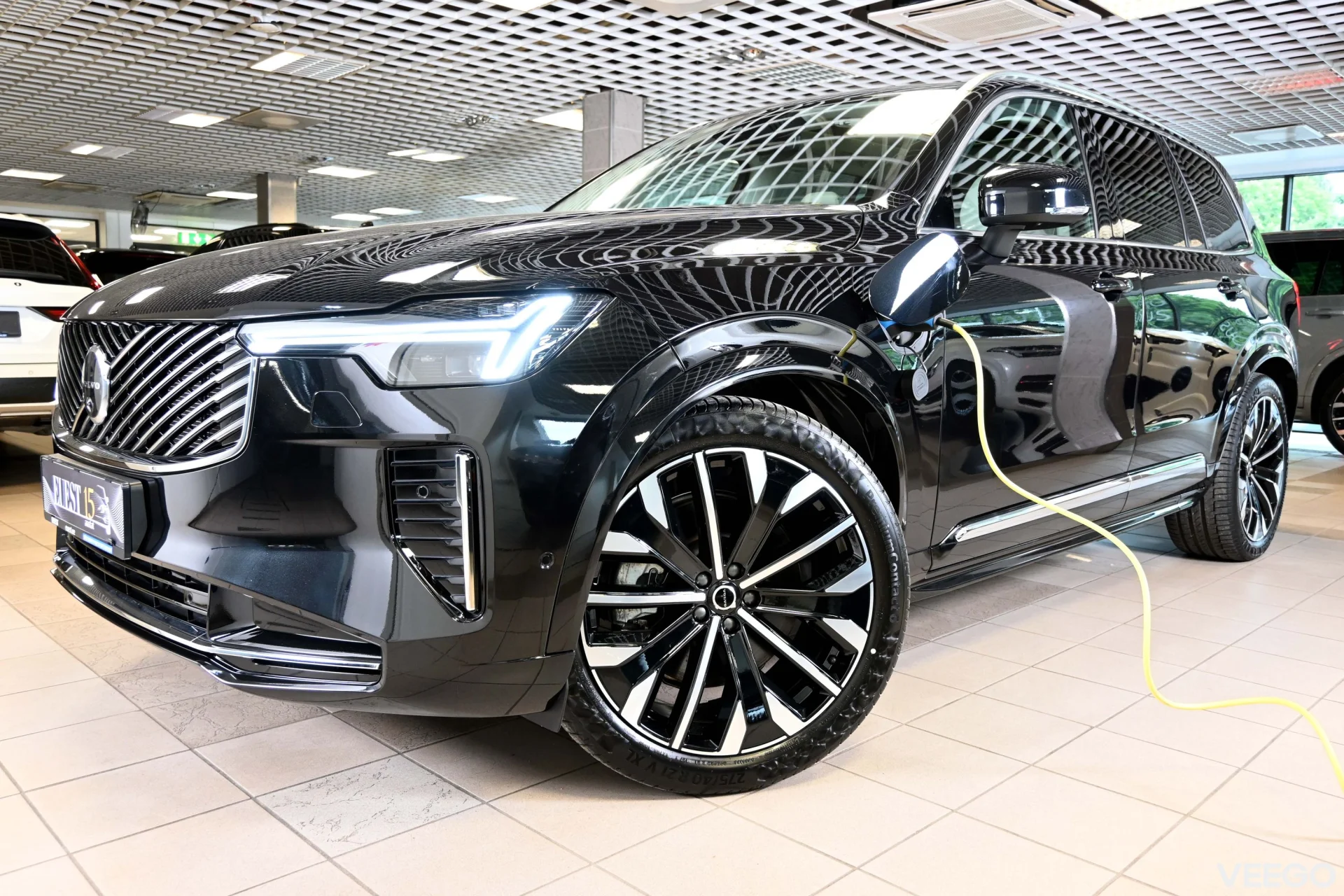 Volvo XC90 AWD 4C B&W LUXURY BRIGHT 7 XENIUM INTELLI SAFE PRO MY26 2 335kW