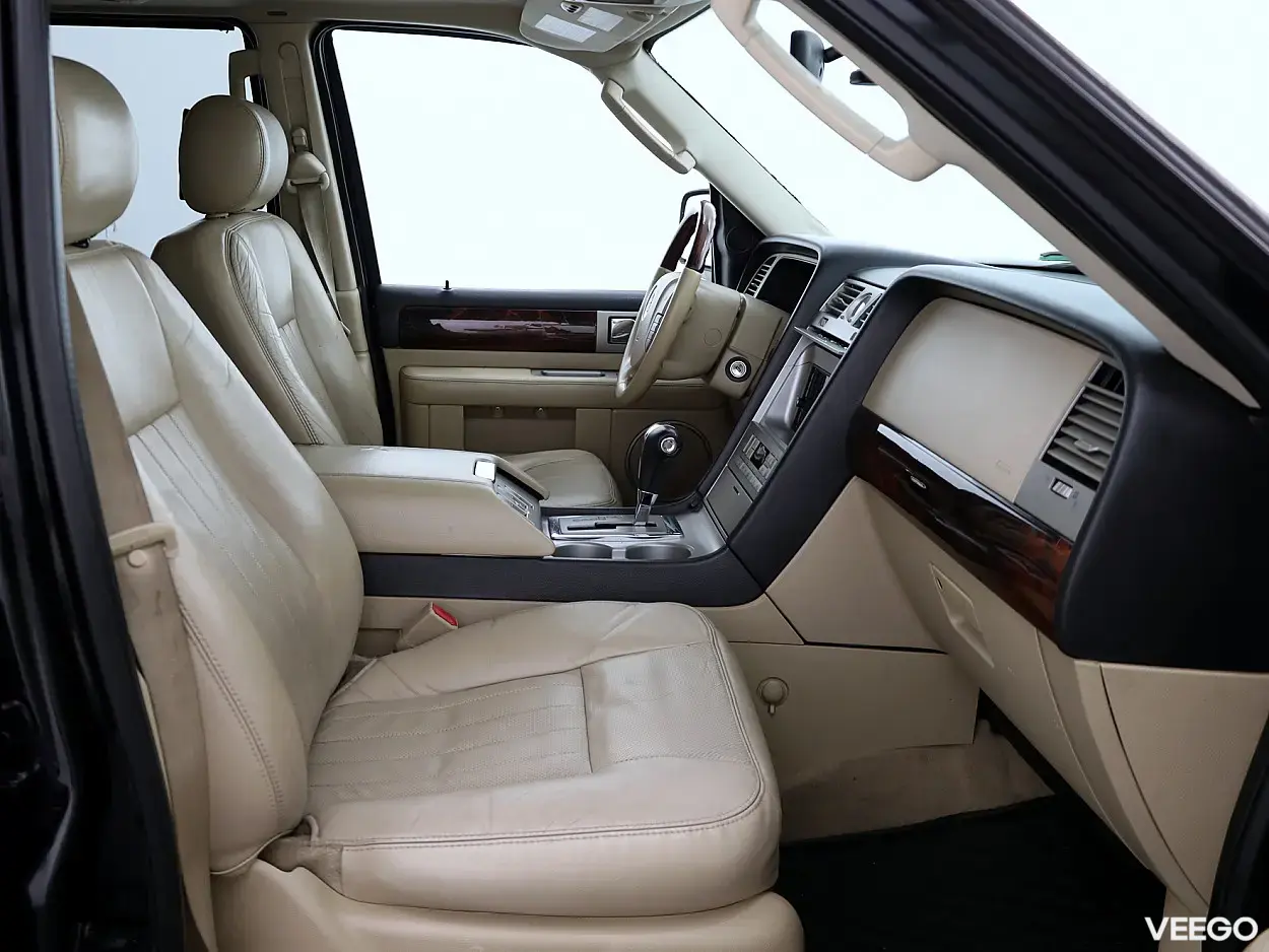 Lincoln Navigator 5.4 225kW