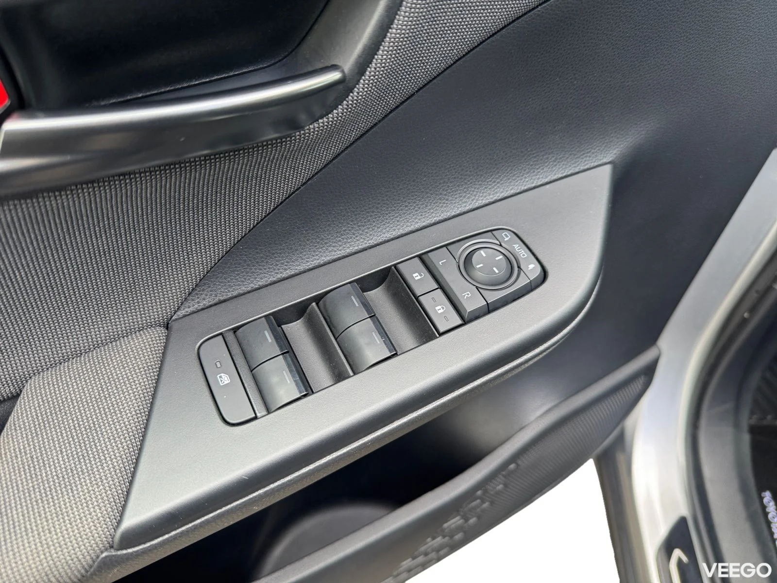 Toyota C-HR Style Plus 1.8 72kW