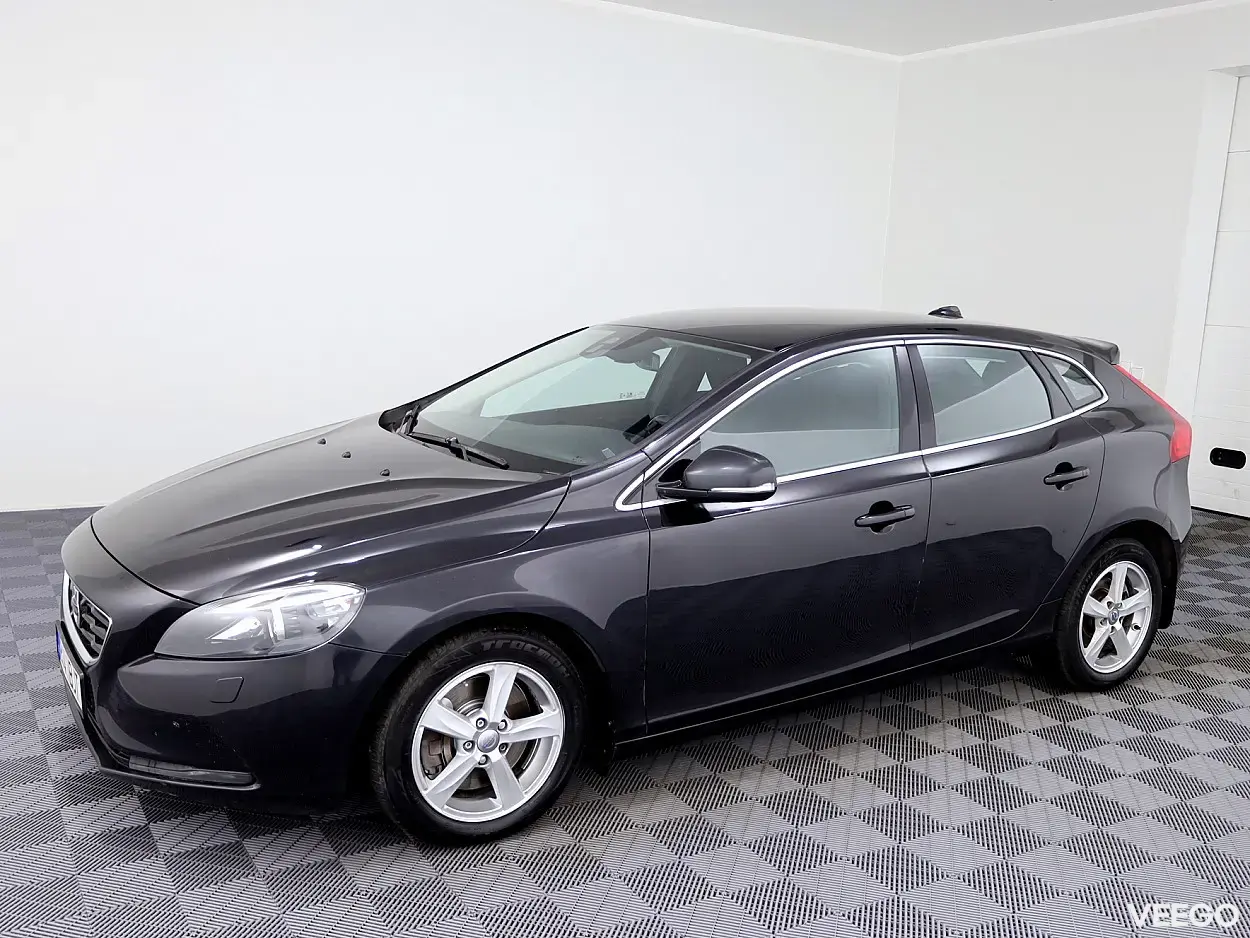 Volvo V40 2.0 110kW