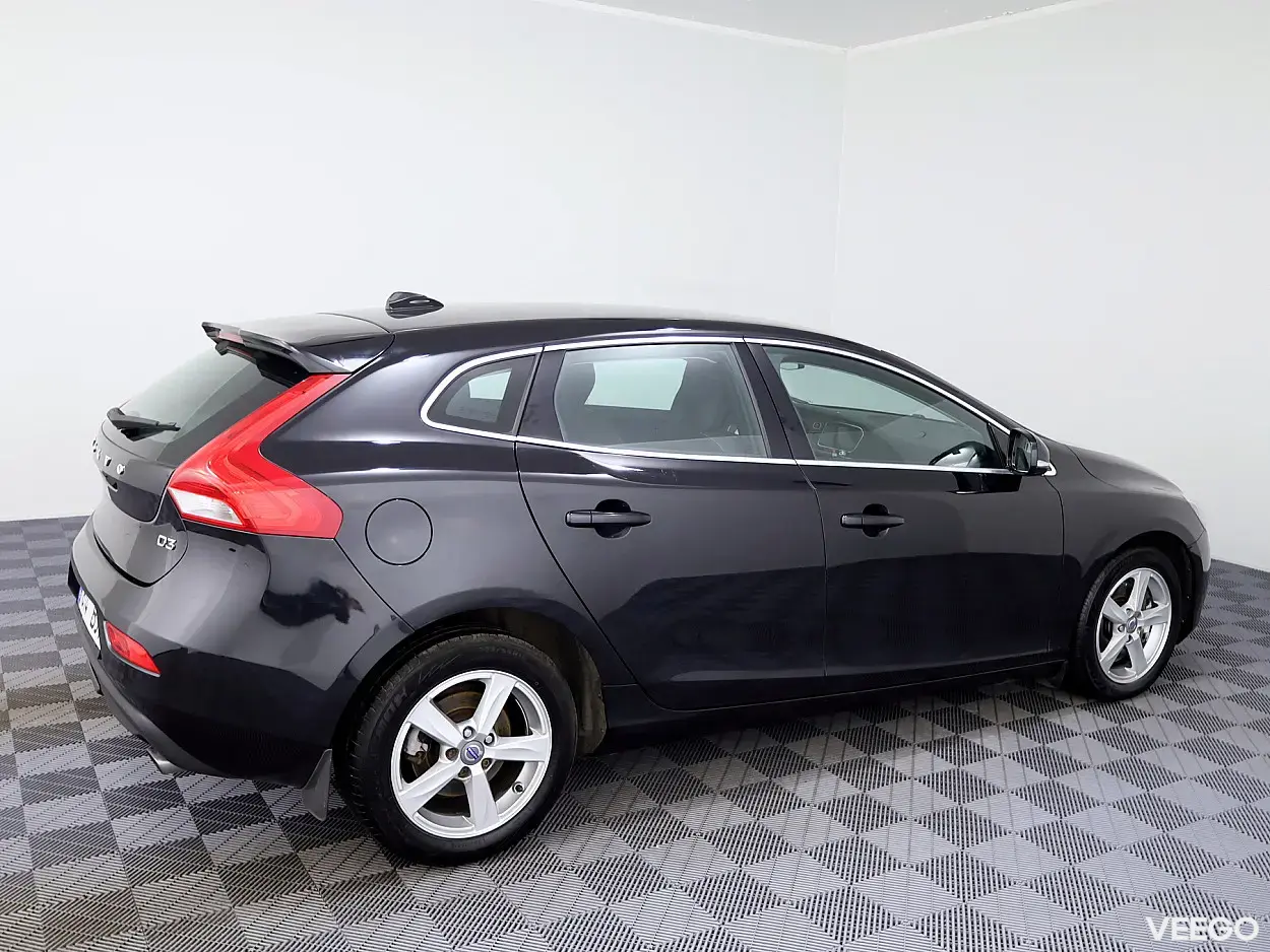 Volvo V40 2.0 110kW