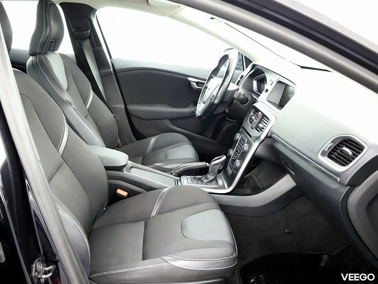 Volvo V40 2.0 110kW