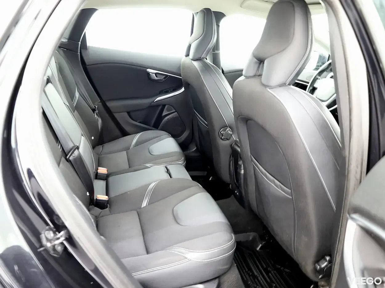 Volvo V40 2.0 110kW