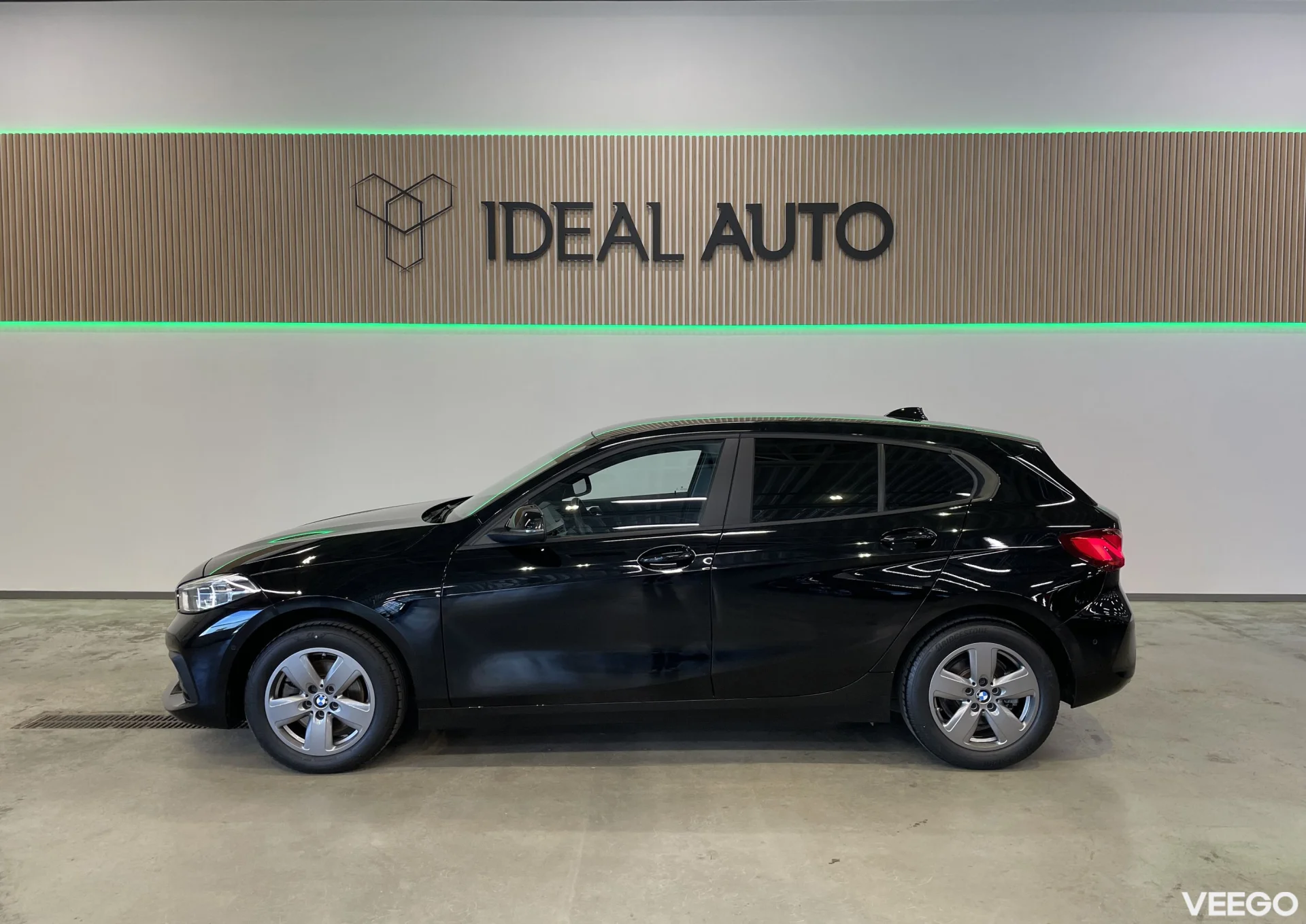 BMW 118 I 1.5 100kW
