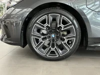 BMW 530 xDrive Sedan 4,95 ränta M Sport B&W Rattvärme Dragkrok 0kW
