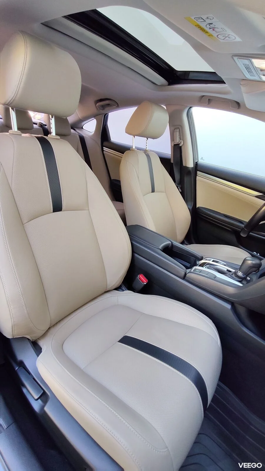 Honda CIVIC 4D 134kW