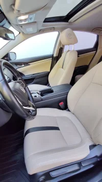 Honda CIVIC 4D 134kW thumbnail