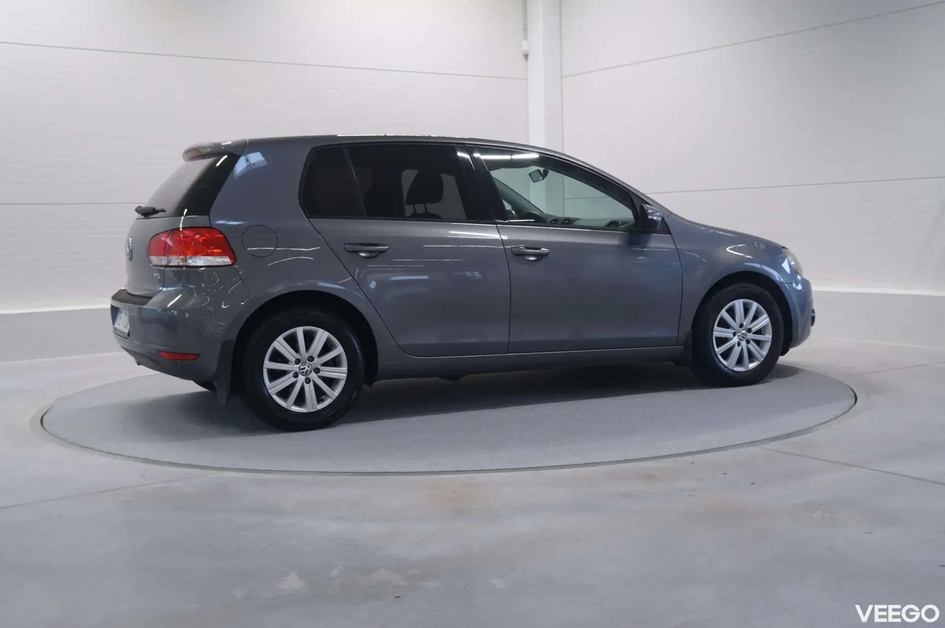 Volkswagen Golf - 1.2 77kW
