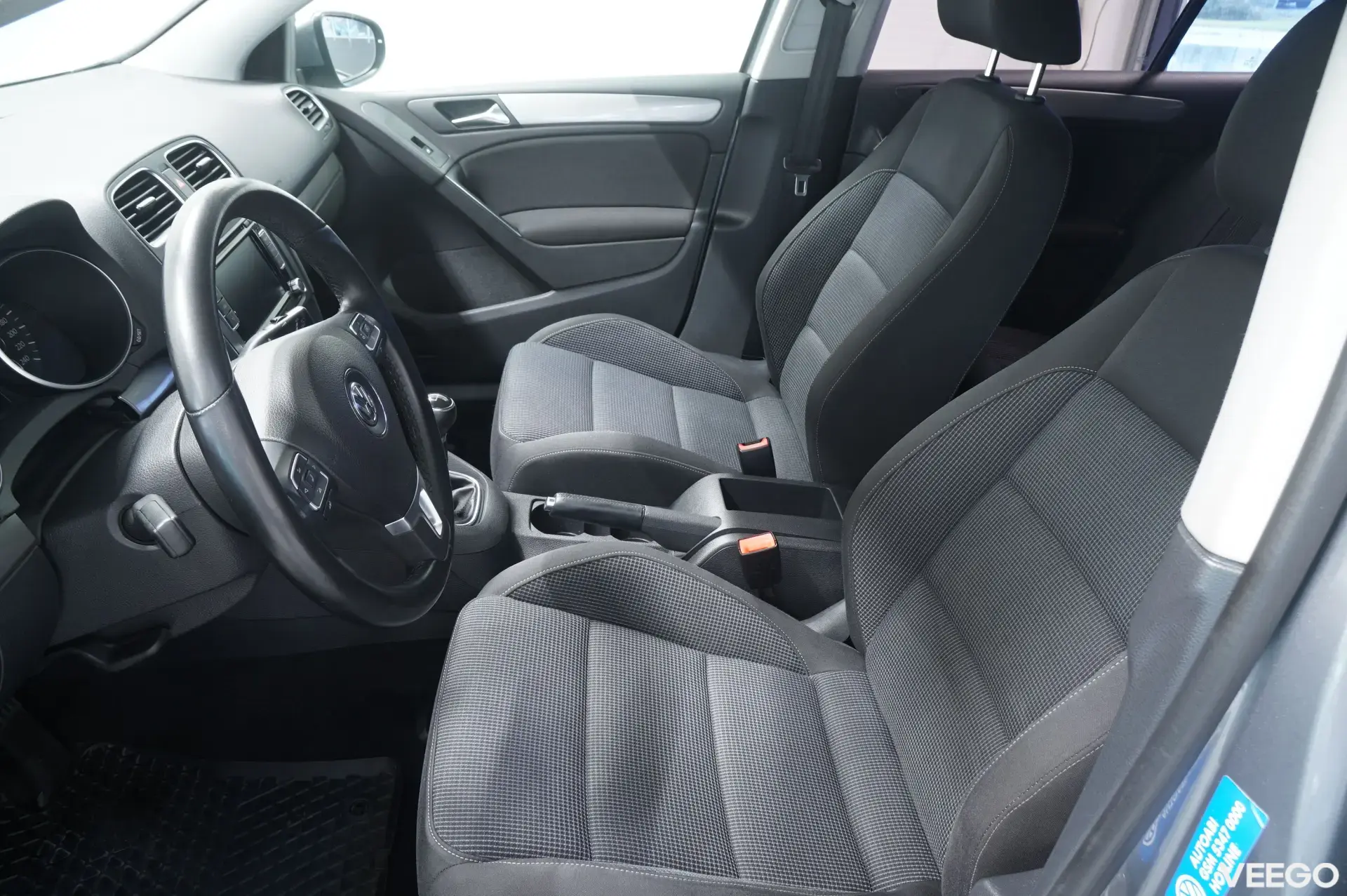 Volkswagen Golf - 1.2 77kW