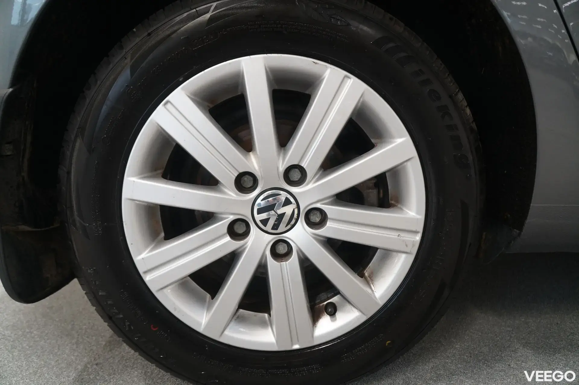 Volkswagen Golf - 1.2 77kW