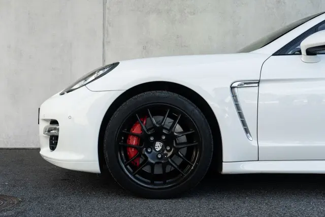 Image of Porsche Panamera Turbo 4.8 368kW