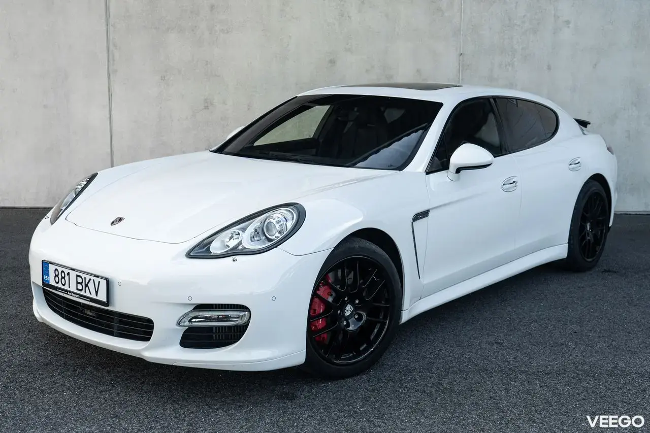 Porsche Panamera Turbo 4.8 368kW