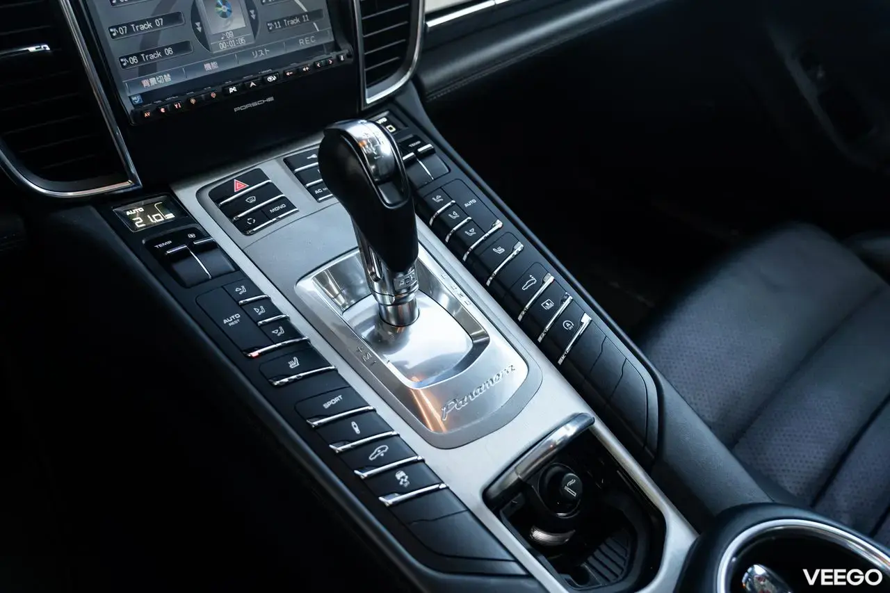 Porsche Panamera Turbo 4.8 368kW