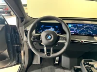 BMW iX xDrive 60, M-Sport, Panorama, HK, Adpt Fart, Drag 400kW thumbnail
